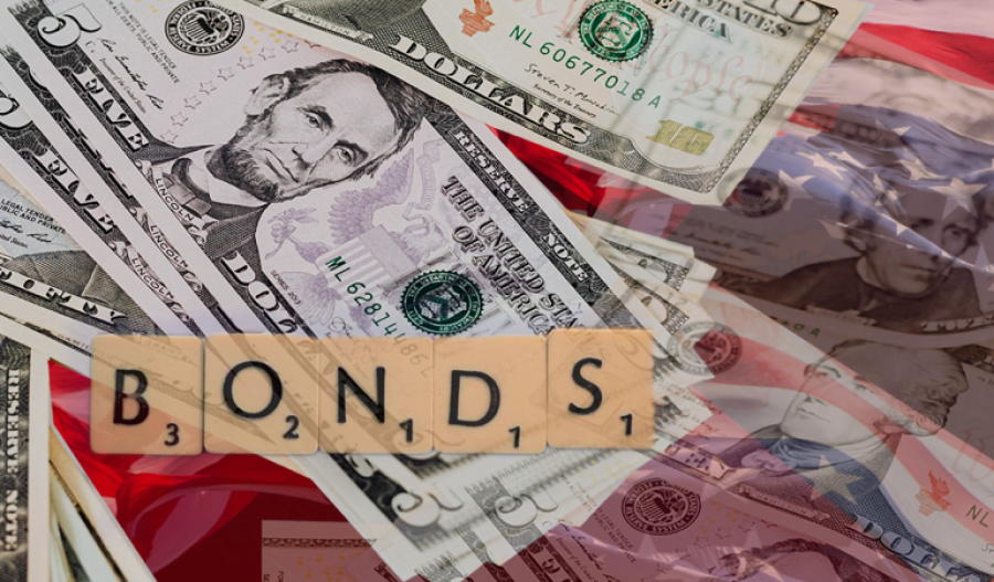 Άνω του 4% η απόδοση του αμερικανικού 2ετούς ομολόγου, σε υψηλό 15 ετών