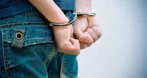 Σύλληψη με αυτόφωρη διαδικασία 27χρονου, ως μέλος συμμορίας που διέπραττε κλοπές