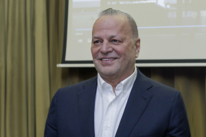 Μυτιληναίος: «Η Ευρώπη κινδυνεύει να αλλάξει μία ενεργειακή εξάρτηση με μία άλλη»