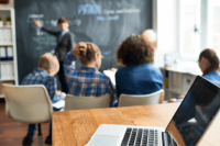 ΗΠΑ: Νέα μέτρα για την καταπολέμηση του εθισμού στο ίντερνετ στα σχολεία του Λος Άντζελες