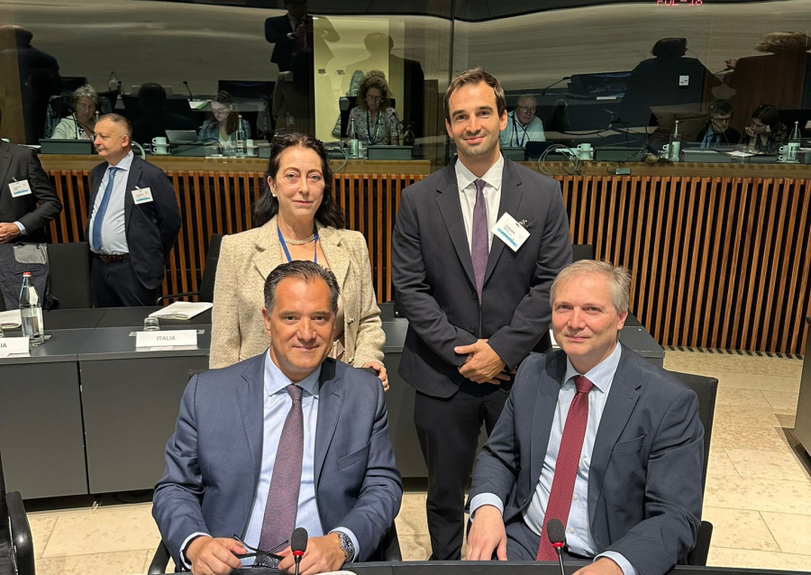 Στο Συμβούλιο των Υπουργών Υγείας της ΕΕ στο Λουξεμβούργο ο Άδωνις Γεωργιάδης