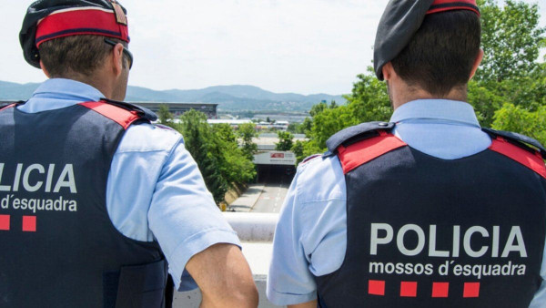 Οδηγούσε ανάποδα στην εθνική με συνοδηγό ένα... πτώμα