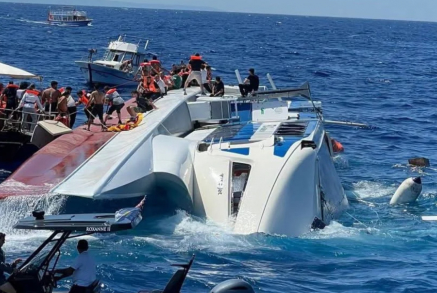 Κύπρος: Συνεχίζονται οι έρευνες ανοιχτά της Κερύνειας για εντοπισμό 18 αγνοουμένων του ναυαγίου