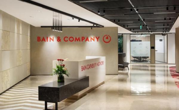 Bain &amp; Company: Οι επενδυτικές προκλήσεις και το αυξανόμενο κόστος οδηγούν σε επιβράδυνση στον κλάδο της ενέργειας