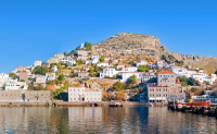 Οι τιμές, οι κρατήσεις και οι δημοφιλείς προορισμοί για τις διακοπές του Πάσχα