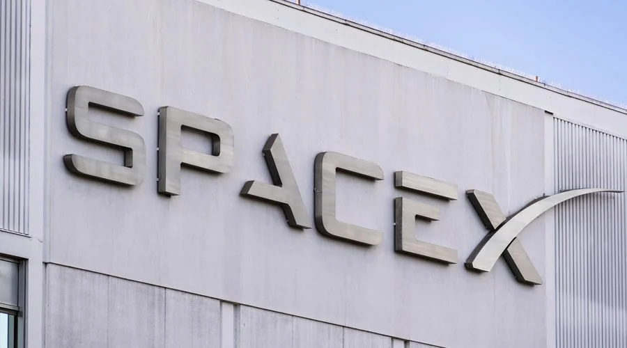 O Τραμπ αγόρασε μετοχές της SpaceX, αξίας έως και 50.000 δολαρίων