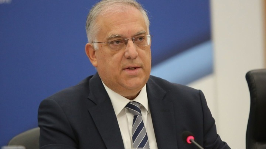 Θεοδωρικάκος: Στηρίζουμε τις μικρομεσαίες επιχειρήσεις, μειώνουμε τη γραφειοκρατία