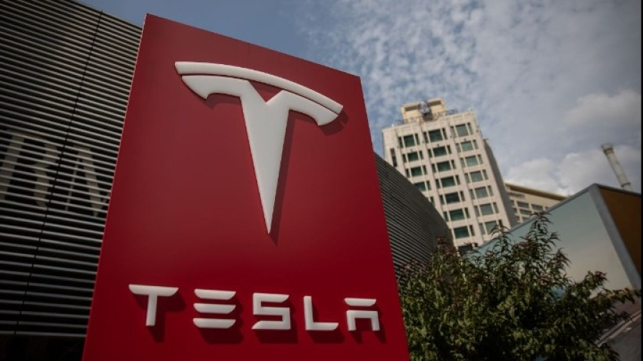 Tesla: Πτώση 24% στα κέρδη, παρά το άλμα στις πωλήσεις