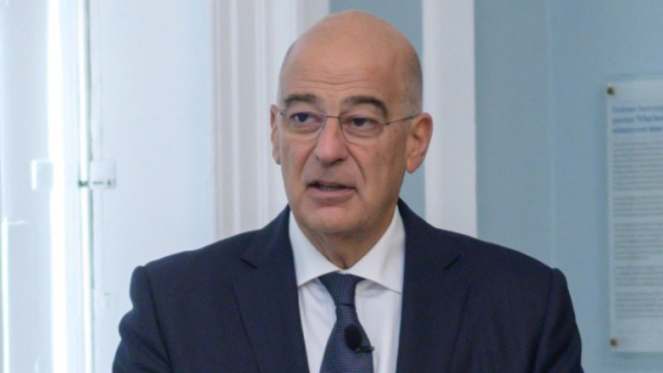 Δένδιας: "Απολύτως διακριτό έγκλημα πολέμου" αυτό που συμβαίνει στην Ουκρανία (vid)