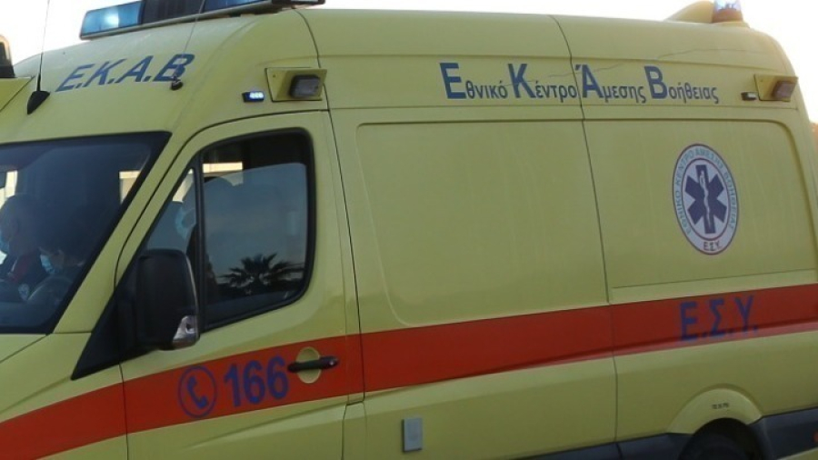 Τροχαίο στη Βούλα - Ένας 23χρονος νεκρός και ένας σοβαρά τραυματίας