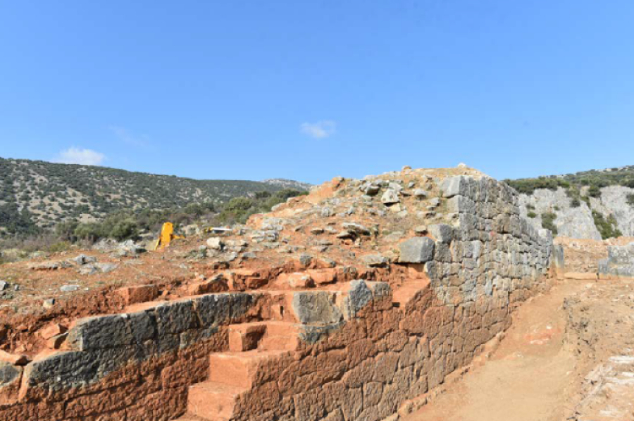 ΥΠΠΟ: Έμφαση στην ανάδειξη της Θεσσαλίας- Έργα στην ακρόπολη της Αρχαίας Πέλιννας