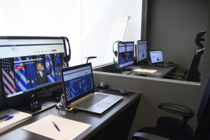 ELIT Language Services: Δημιουργεί το 1ο Distance Interpreting Hub στην Ευρώπη