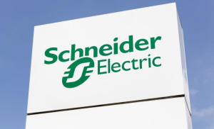 Schneider Electric: Πώς «πρασινίζει» τον κλάδο της ναυτιλίας