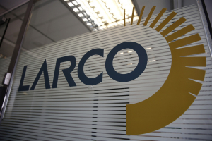 ΛΑΡΚΟ: Προσωρινή διαταγή από το δικαστήριο για πάγωμα των απολύσεων