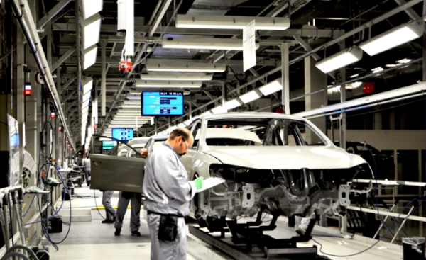 Volkswagen: Τέλος εισαγωγής θα επιβάλει στα οχήματα που θα επηρεαστούν από τους δασμούς Τραμπ
