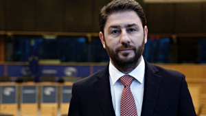 Ανδρουλάκης: Μιλά σήμερα στο Ευρωκοινοβούλιο για τις υποκλογές