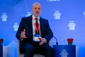 Σπύρος Φιλιώτης, Αντιπρόεδρος και Γενικός Διευθυντής της ΦΑΡΜΑΣΕΡΒ-ΛΙΛΛΥ