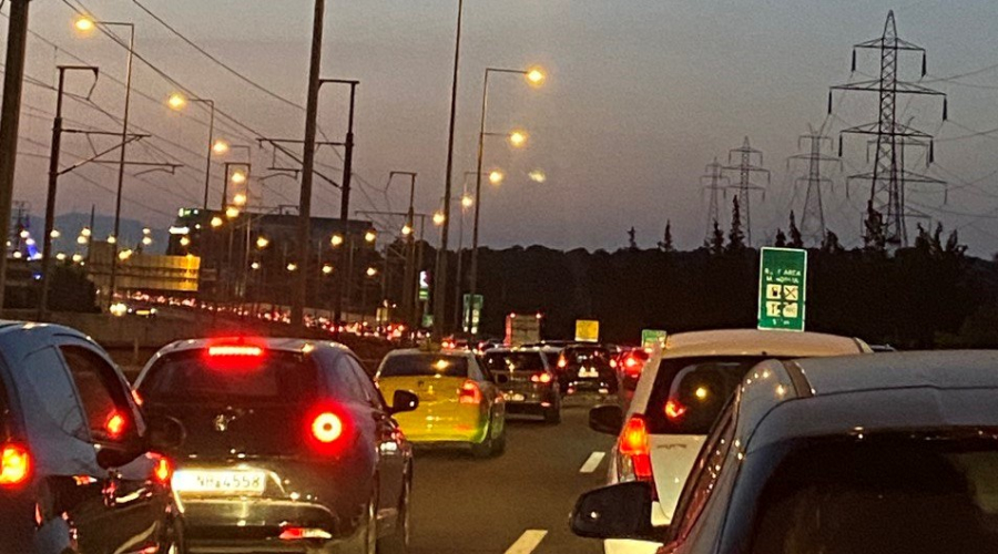 Ομαλοποιείται η κίνηση στην Αθηνών-Κορίνθου - Χωρίς προβλήματα η κίνηση στην Αθηνών - Λαμίας