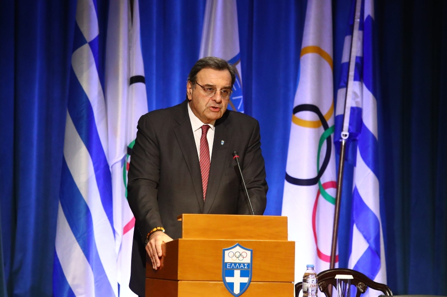 Πρόεδρος της ΕΟΕ Ισίδωρος Κούβελος.