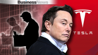 Tesla: Ο Μασκ σταματά τις προσλήψεις παγκοσμίως και μειώνει το προσωπικό 10%