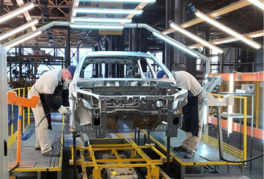 Προς ιστορική απεργία στις τρεις μεγάλες αυτοκινητοβιομηχανίες του Ντιτρόιτ