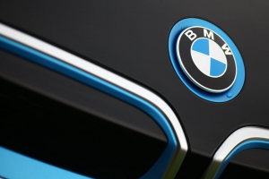 BMW: Επένδυση άνω των 200 εκατ. δολαρίων για κατασκευή τμήματος πρεσών