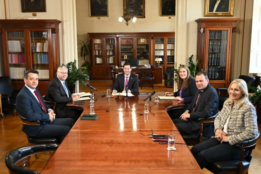 HELLENiQ ENERGY: Υπογραφή αναβάθμισης των φοιτητικών εστιών του ΕΚΠΑ