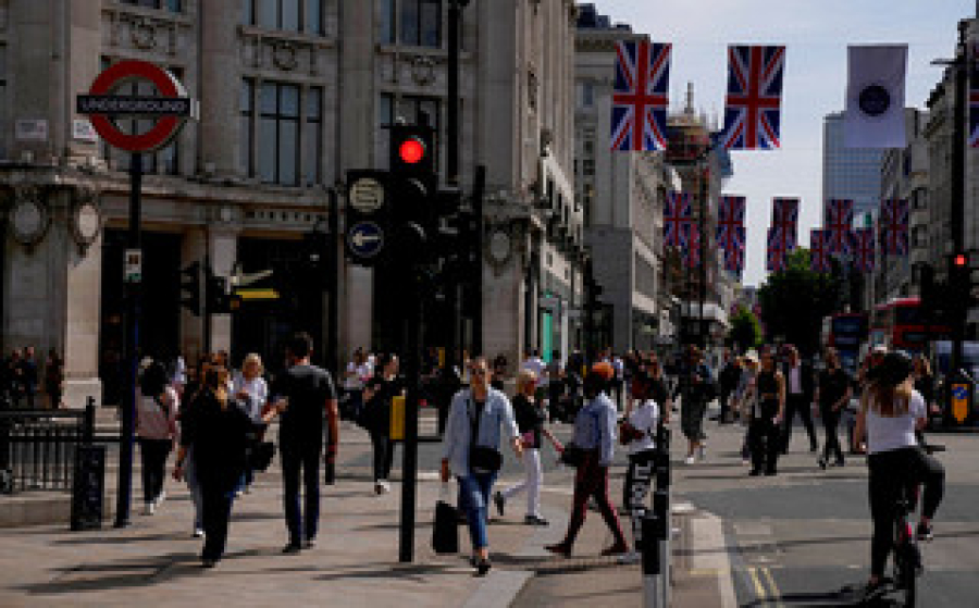 Βρετανία: Εκατομμύρια πολίτες παραλείπουν γεύματα μπροστά στην ανάφλεξη των τιμών (έρευνα)