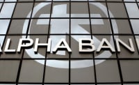 Alpha Bank: Ανησυχία από πιθανή αλυσιδωτή αύξηση τιμών - μισθών