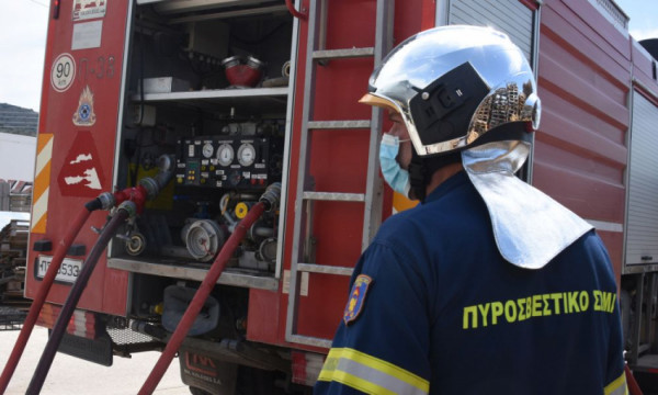 Χανιά: Σοβαρές υλικές ζημιές από πυρκαγιά σε διαμέρισμα