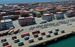 Ευρωζώνη: «Μαζεύτηκε» το εμπορικό έλλειμμα τον Ιούνιο