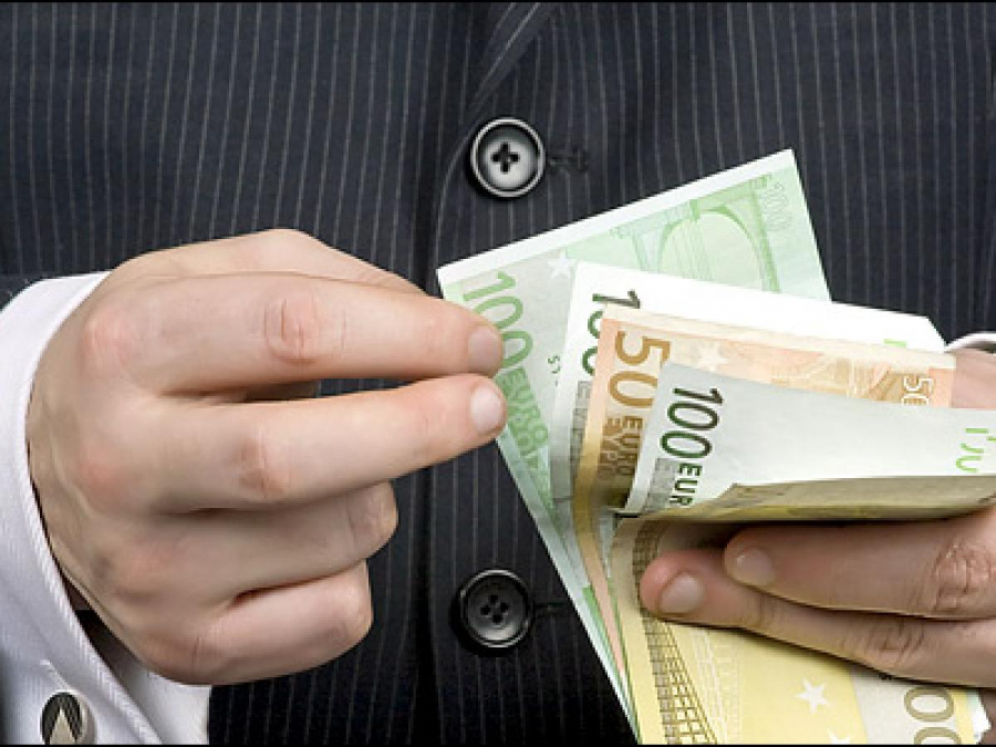 Μισθός: Τι αλλάζει - Πως διαμορφώνονται τα ημερομήσθια