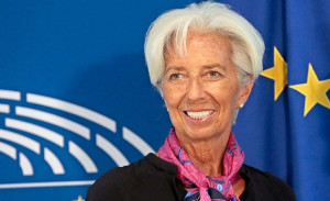 Lagarde: Πολύ νωρίς για να συζητήσουμε θέματα απόσυρσης της έκτακτης βοήθειας της ΕΚΤ