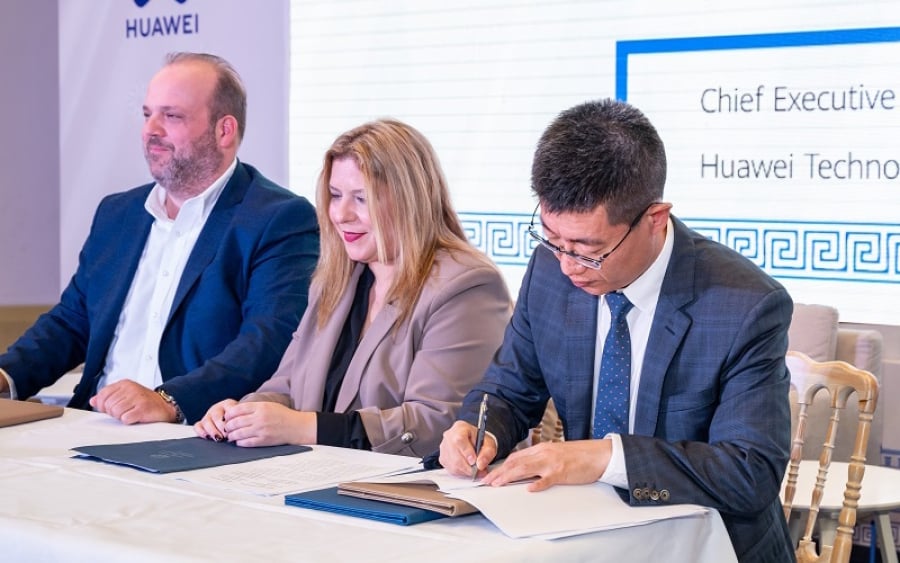 Huawei: Εκδήλωση για την ανταλλαγή γνώσεων μεταξύ γενεών