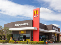 McDonalds: Πουλάει τις δραστηριότητες στη Ρωσία