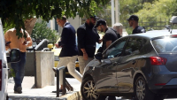 Θάνατος Μαζωνάκη: Στην φυλακή το ζευγάρι των γιατρών - Επέρριψαν ευθύνες στο ΕΚΑΒ