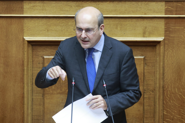 Κ. Χατζηδάκης - Φορολογικό: Τα τρία μηνύματα για τα... μεγάλα «ψάρια»