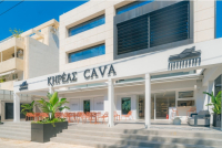 «Κάβα Κηρέας»: Το νέο concept store της Γλυφάδας με πάνω από 1.000 ετικέτες κρασιού