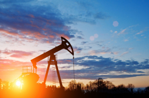 Πετρέλαιο: Στα 110,23 δολάρια το Brent, στα 104,24 το αργό