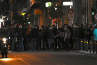 Επεισόδια στο κέντρο της Αθήνας - Αντιεξουσιαστές αντιδρούν για το μετρό στα Εξάρχεια