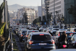 ΕΕ: Να συμμορφωθεί η Ελλάδα με τους κανόνες για τη φορολογία αυτοκινήτων