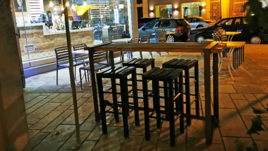 Έκλεισε μπαρ στο Βόλο για μη τήρηση των κανόνων κατά του covid-19