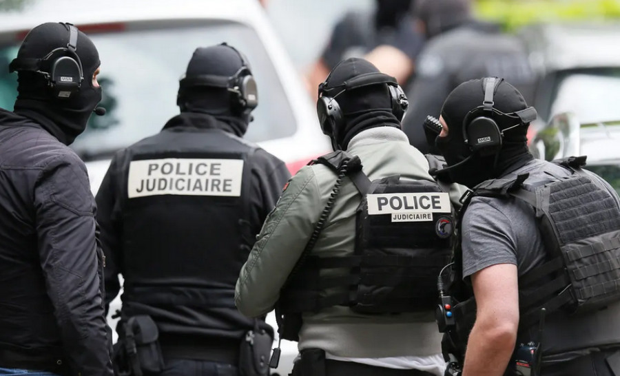 Γαλλία: Συνελήφθησαν πέντε γυναίκες – H μία σχεδίαζε επίθεση εναντίον εκκλησιών