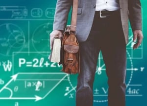 Αναπληρωτές εκπαιδευτικοί: Εκπτώσεις σε ακτοπλοϊκά και αεροπορικά για τη μετάβαση στην περιοχή τοποθέτησής τους