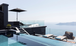 Το Kivotos Santorini βραβεύτηκε με ONE Michelin key
