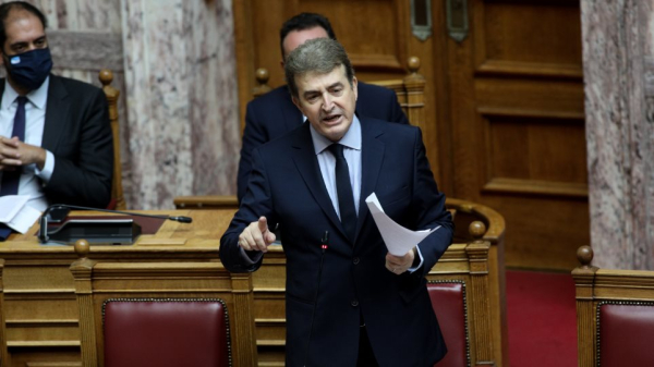 M. Χρυσοχοϊδης: Δεν παραιτήθηκε ο Δ. Φιλίππου, έληξε η θητεία του στον ΕΟΦ