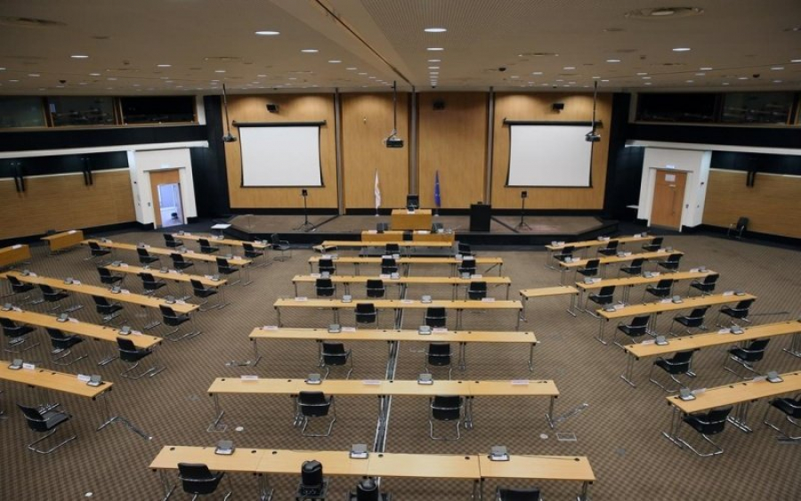 Κύπρος: Εγκρίθηκε η μείωση του φόρου κατανάλωσης στα καύσιμα