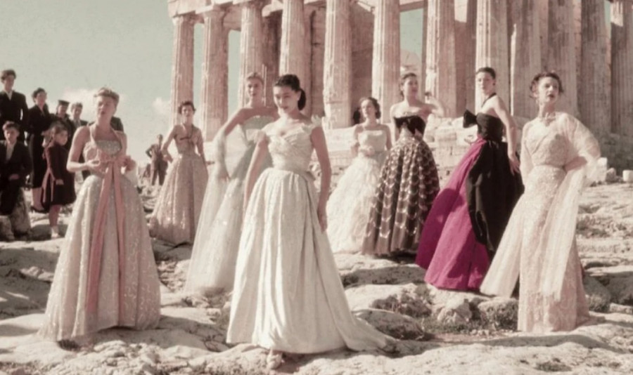 ΚΑΣ: «Πράσινο φως» για φωτογράφιση του Οίκου Dior στην Ακρόπολη