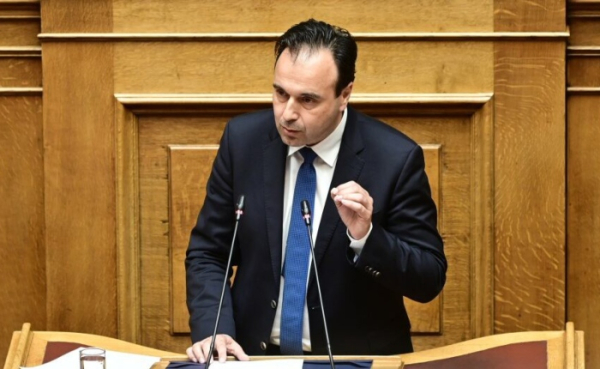 Βουλή - Δ. Παπαστεργίου: Πλαίσιο με όρους, κανόνες και διαφάνεια στη διαχείριση των δεδομένων του Δημοσίου
