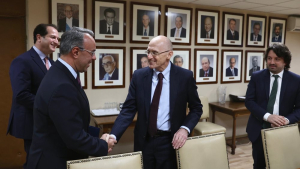 Σταϊκούρας - Ένρια (SSM): Σημαντική βελτίωση στο ελληνικό τραπεζικό σύστημα τα τελευταία 3,5 χρόνια